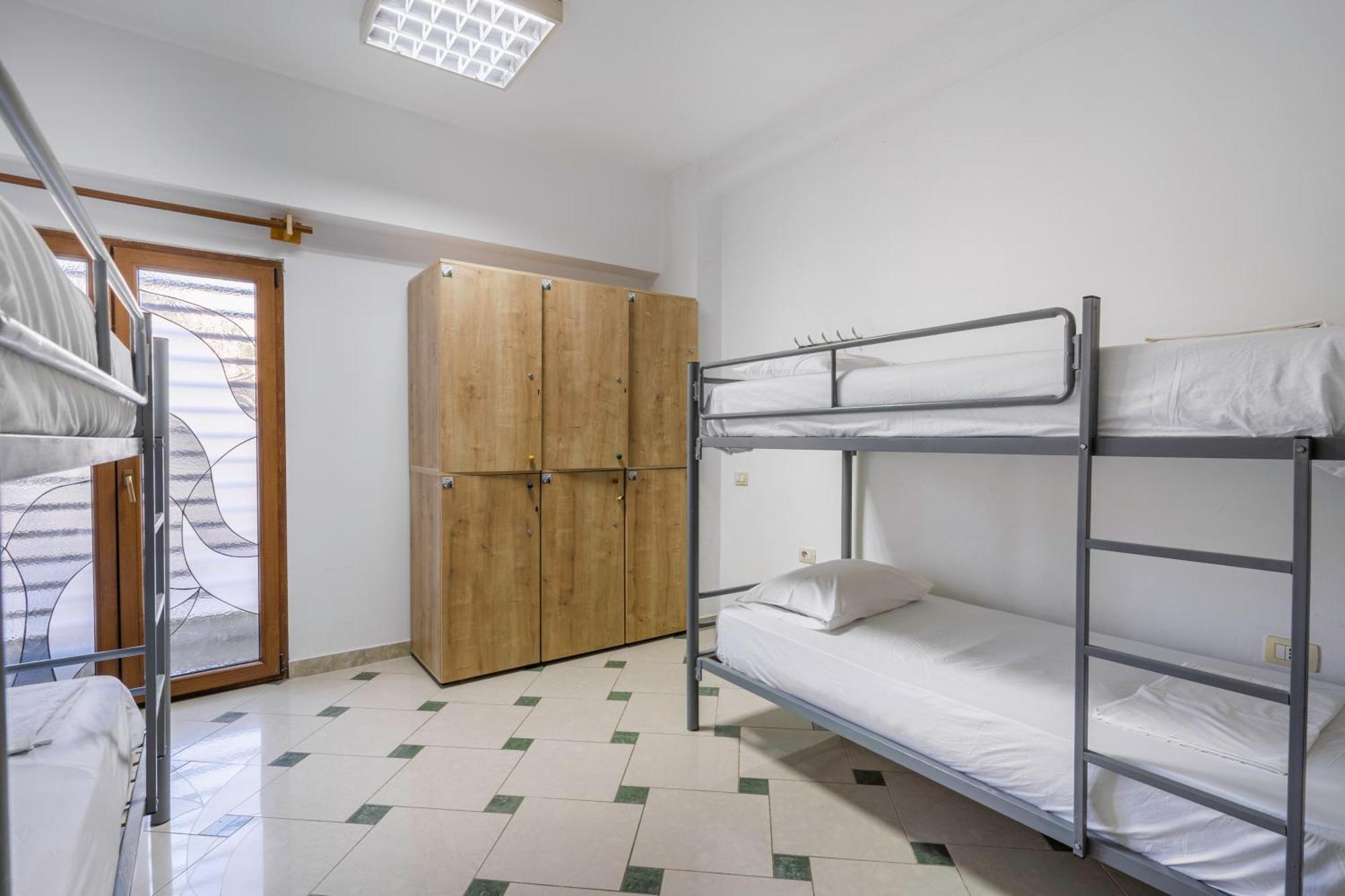 Hostel Hasta La Vista Sarande Ngoại thất bức ảnh