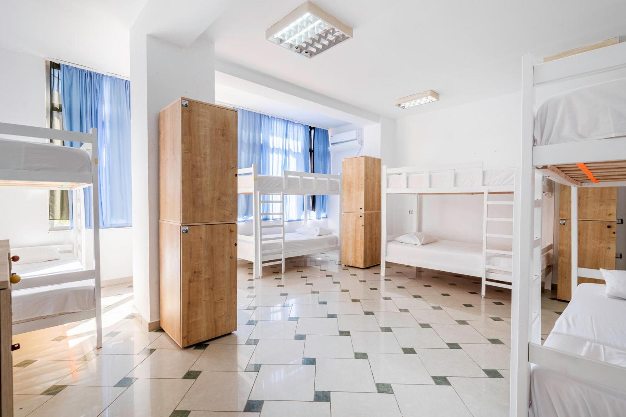 Hostel Hasta La Vista Sarande Ngoại thất bức ảnh